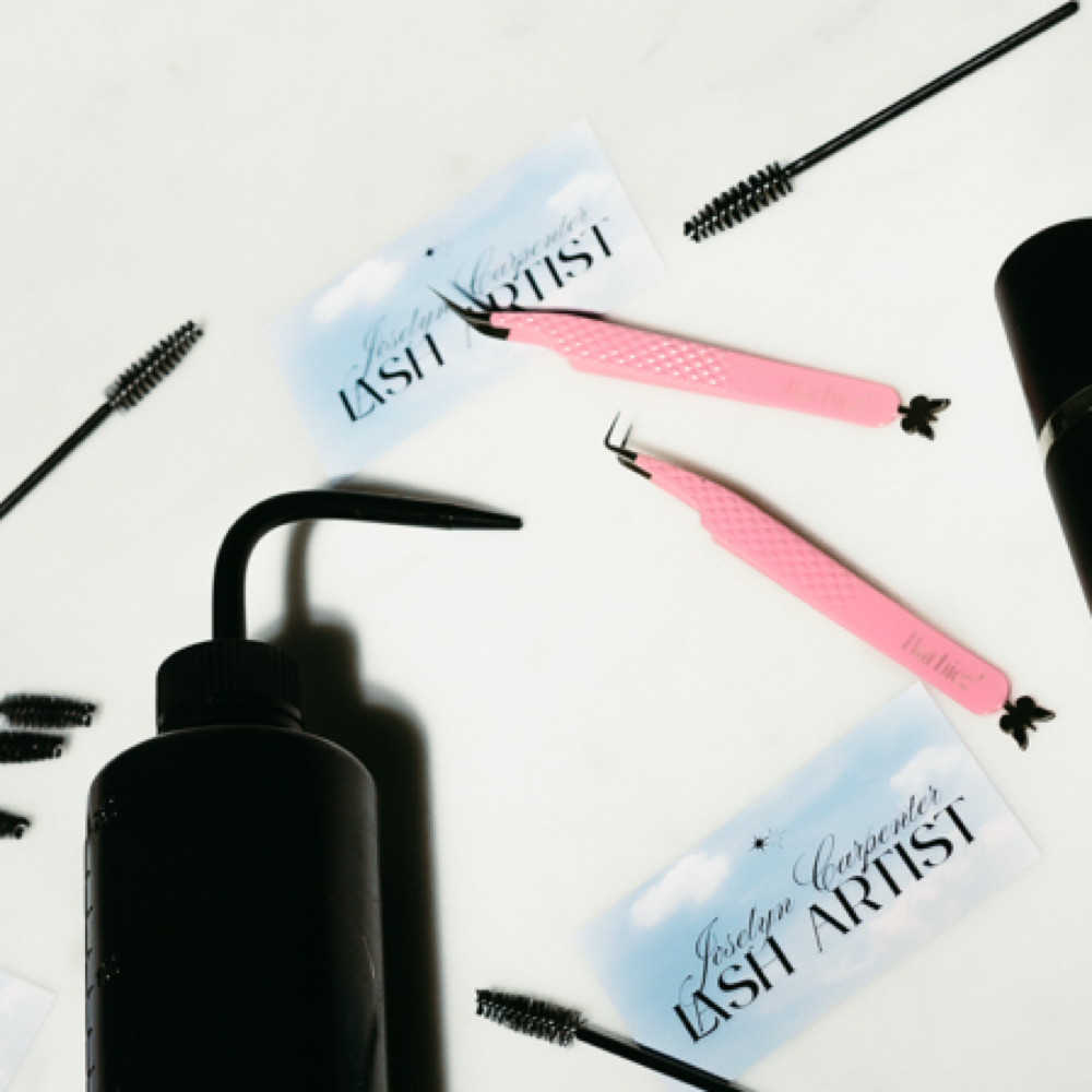 Lash Removal at Estijoselyn in Wichita, KS