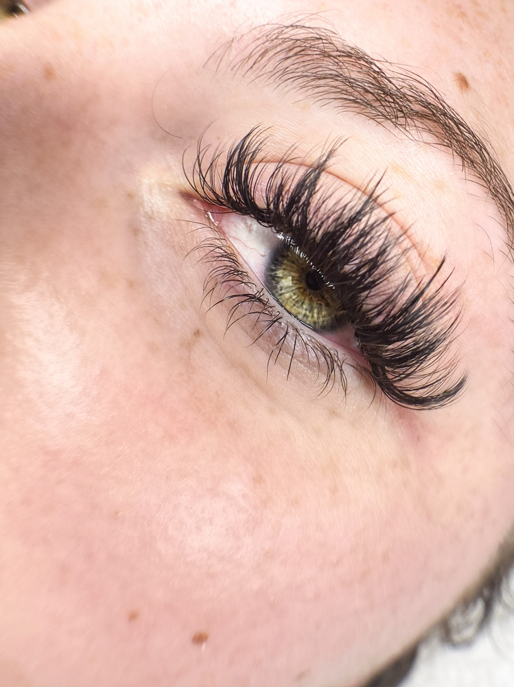 Hybrid Lash Extensions