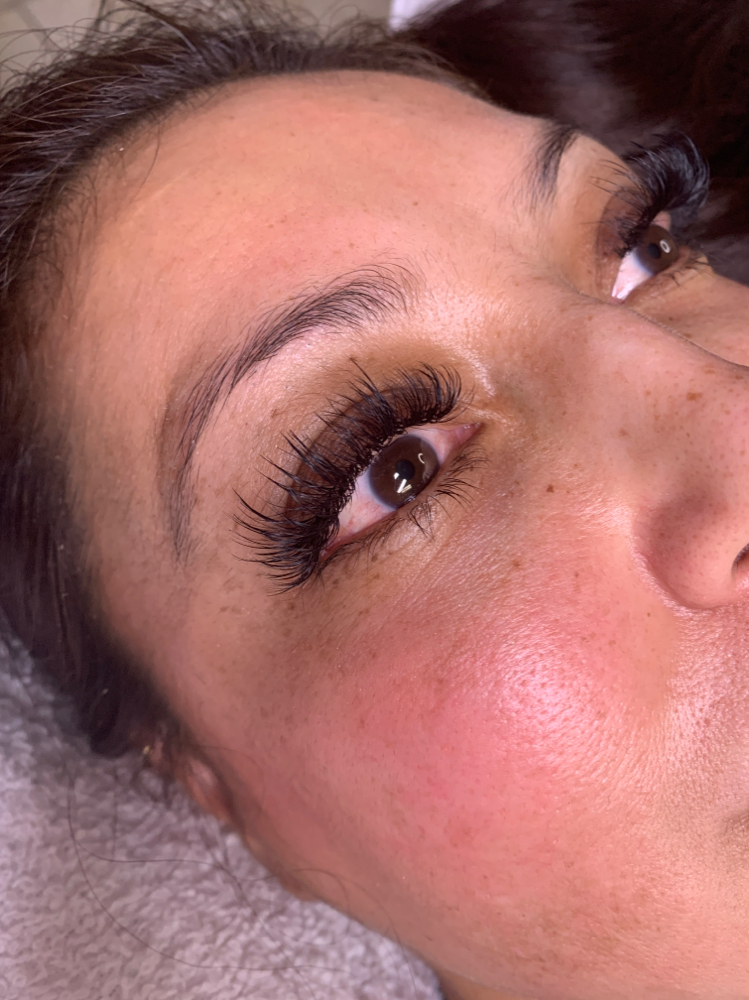 Hybrid Eyelashes