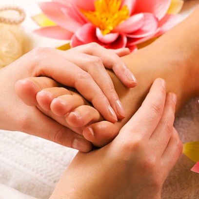 Foot Massage 60 min at Tiffany Nails and Spa in Chantilly, VA