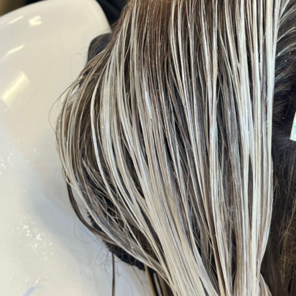 Full Head Highlight at Hair.lashedbymal in Oklahoma City, OK