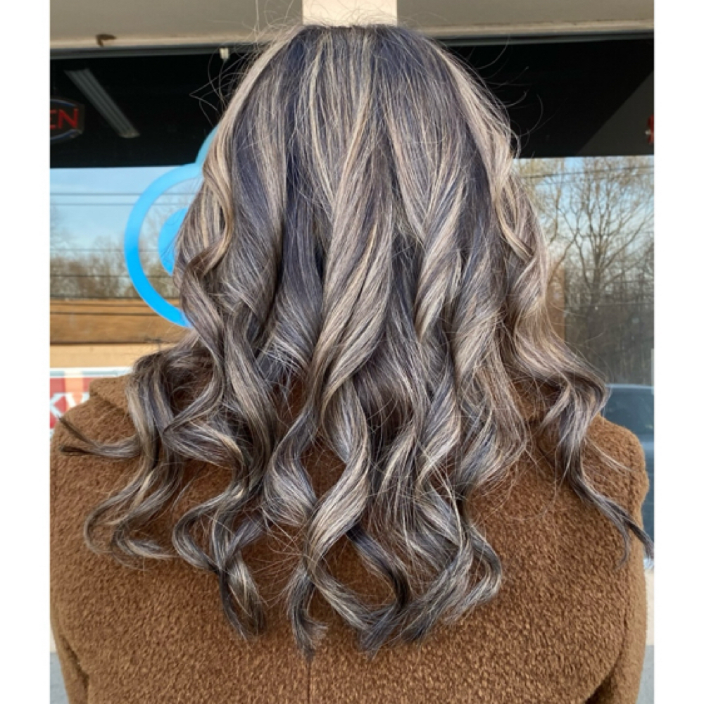 Lowlights at Mystic Goddess Beauty Studio in Nanuet, NY