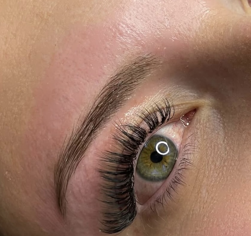Volume Lash Extensions