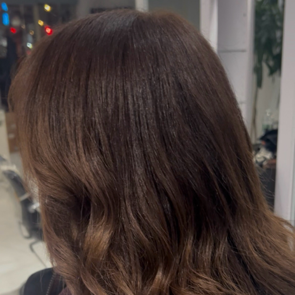 Root Touch-up Color Service at Sweet Dreams Spa in Bronx, NY