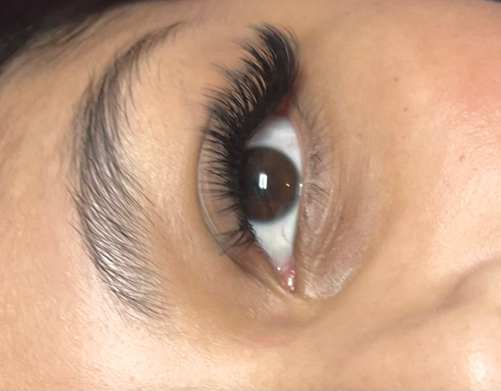 Semi Dramatic Full Set - Lash Exten