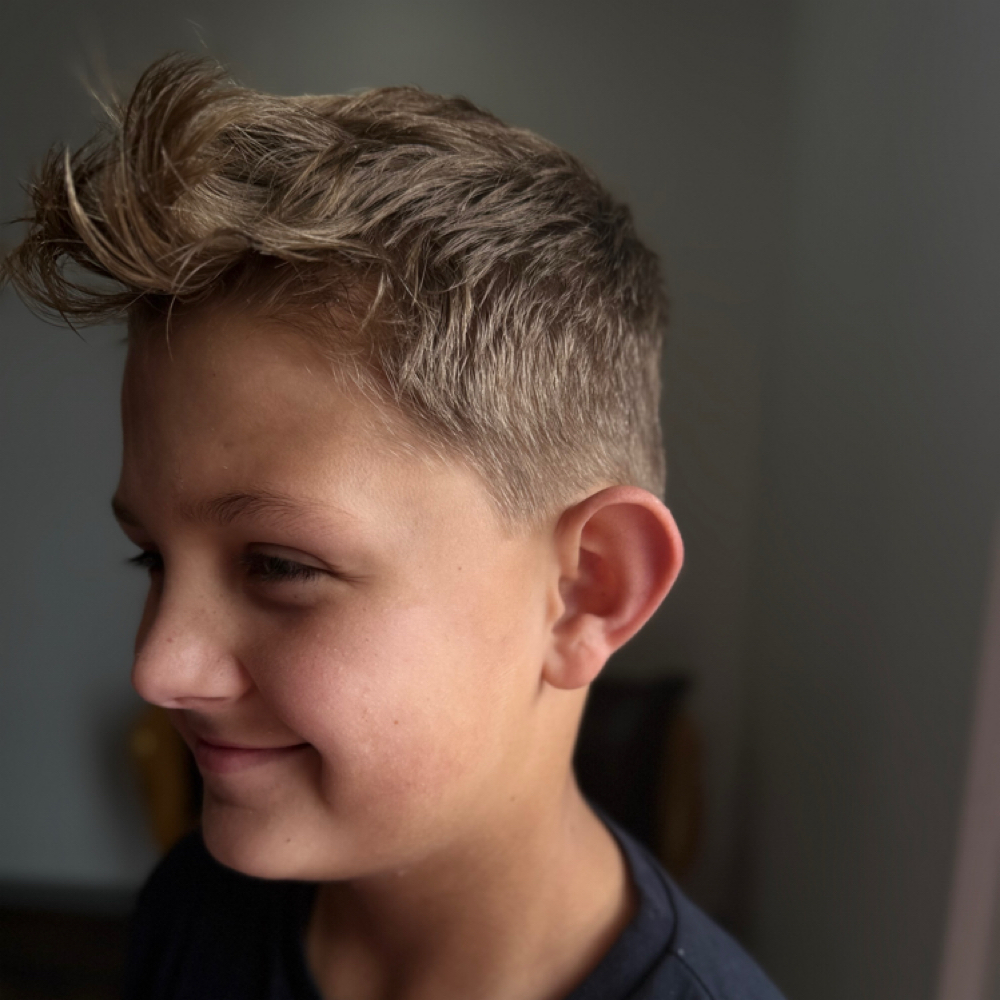 Mens Haircut at Honey Hush Salon in Harrison, AR