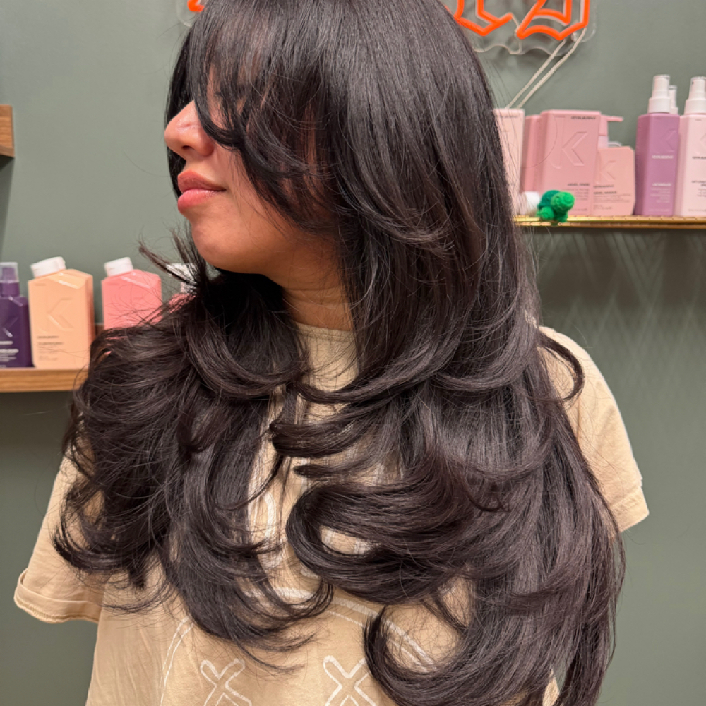 Blowdry Style at Katherine Gomez in Chicago, IL