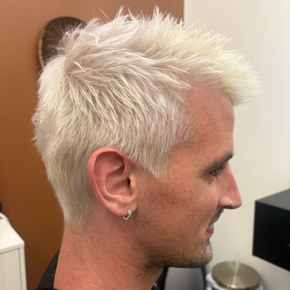 Mens Haircut at Freedom & Foils in Phoenix, AZ