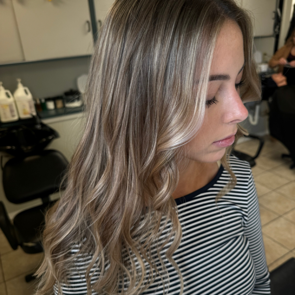 Face Frame Foil at Beauty by Jaycee in Lima, OH