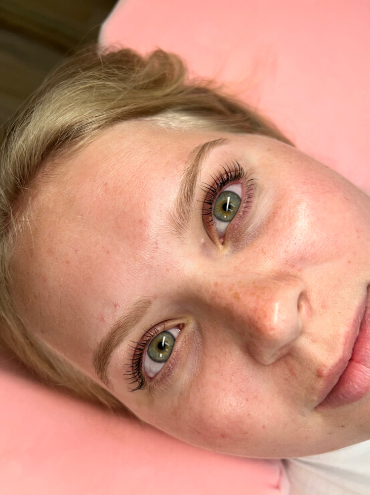 Lash Lift and Tint