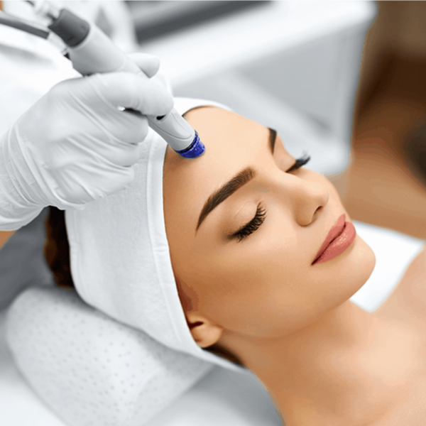 Hydro Facial + Dermaplaning