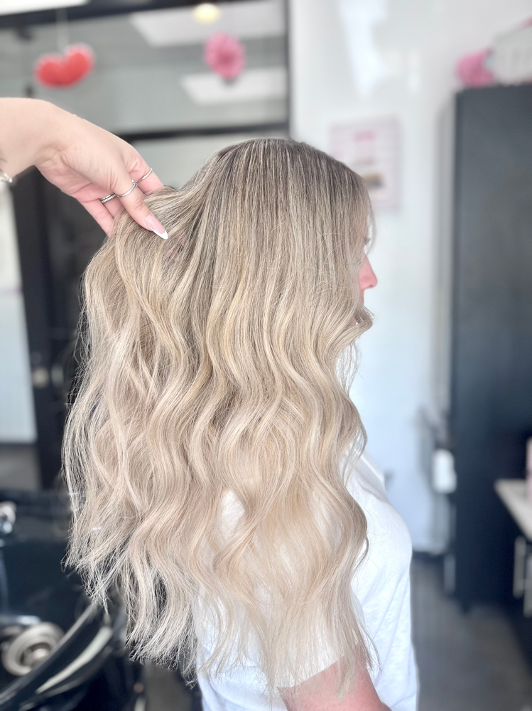 Bleach Blonding Root Touch Up