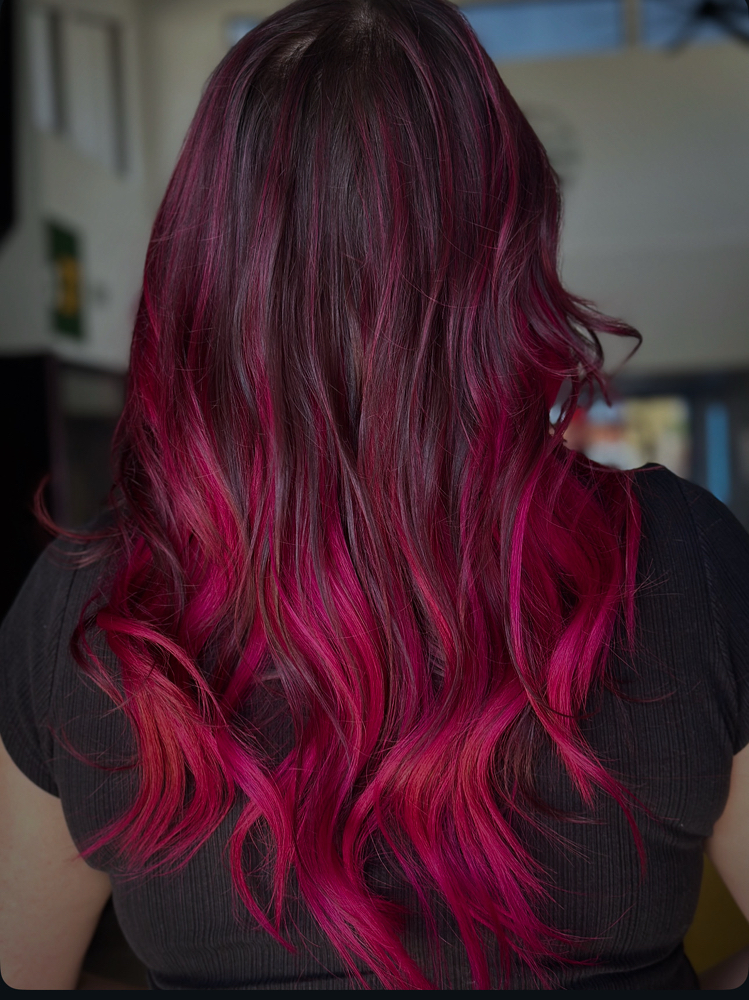Extension Move up (1 Row) at stylist.hailey in Sun City, AZ
