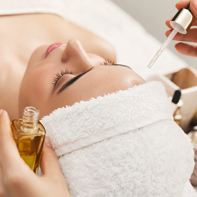 Package: Facial & Chemical Peel at glamXglow in Schererville, IN
