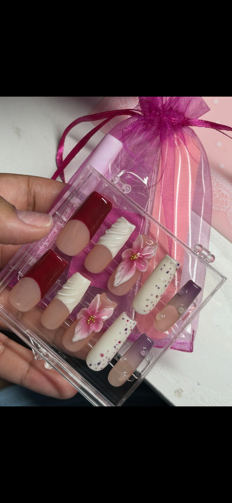 Press On Nails