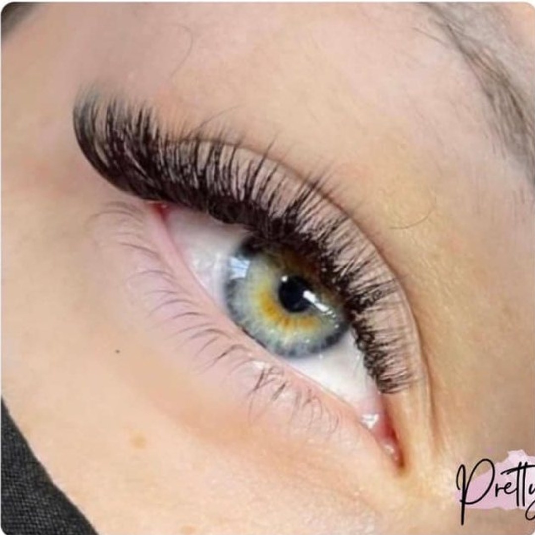 Pretty Wispy Set at PRETTY LASH STUDIOS in North Haledon, NJ