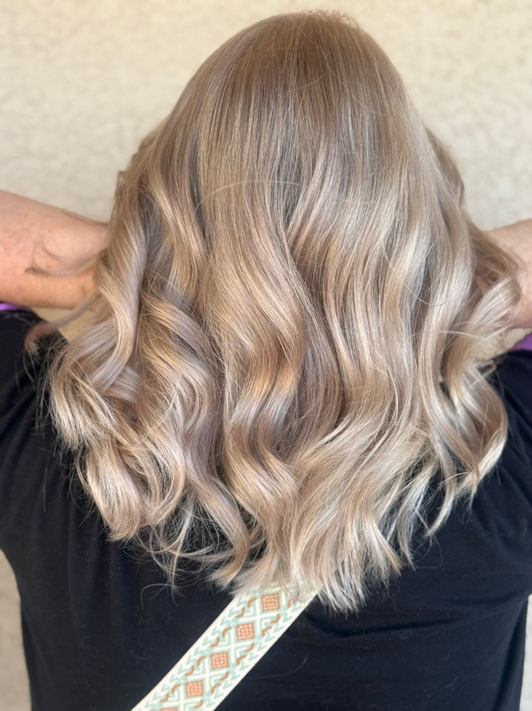 Signature Blonde