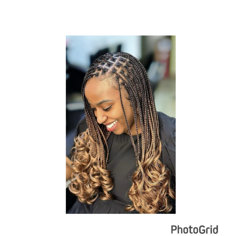 French Curl Knotless at NAY HAIR BRAIDING in Springhill, FL