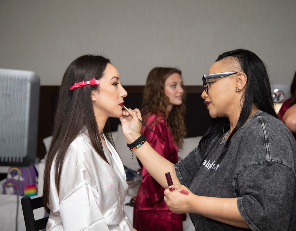 Makeup Application  1 On 1