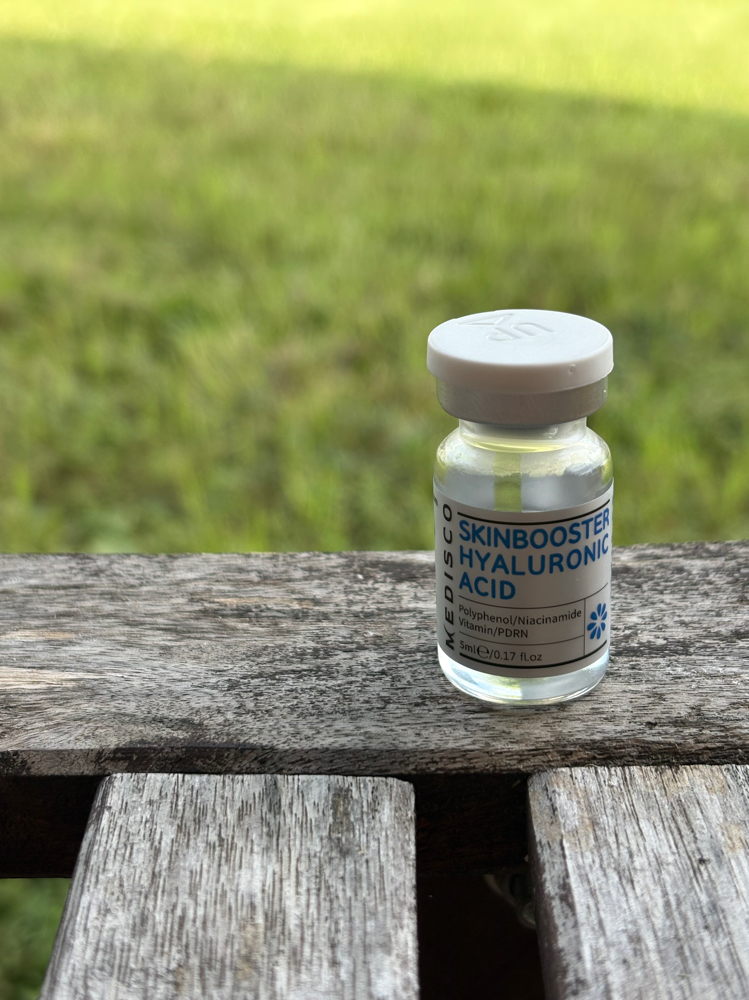 HydraGlow (Per Session) at TRES Aesthetics in Missouri, TX