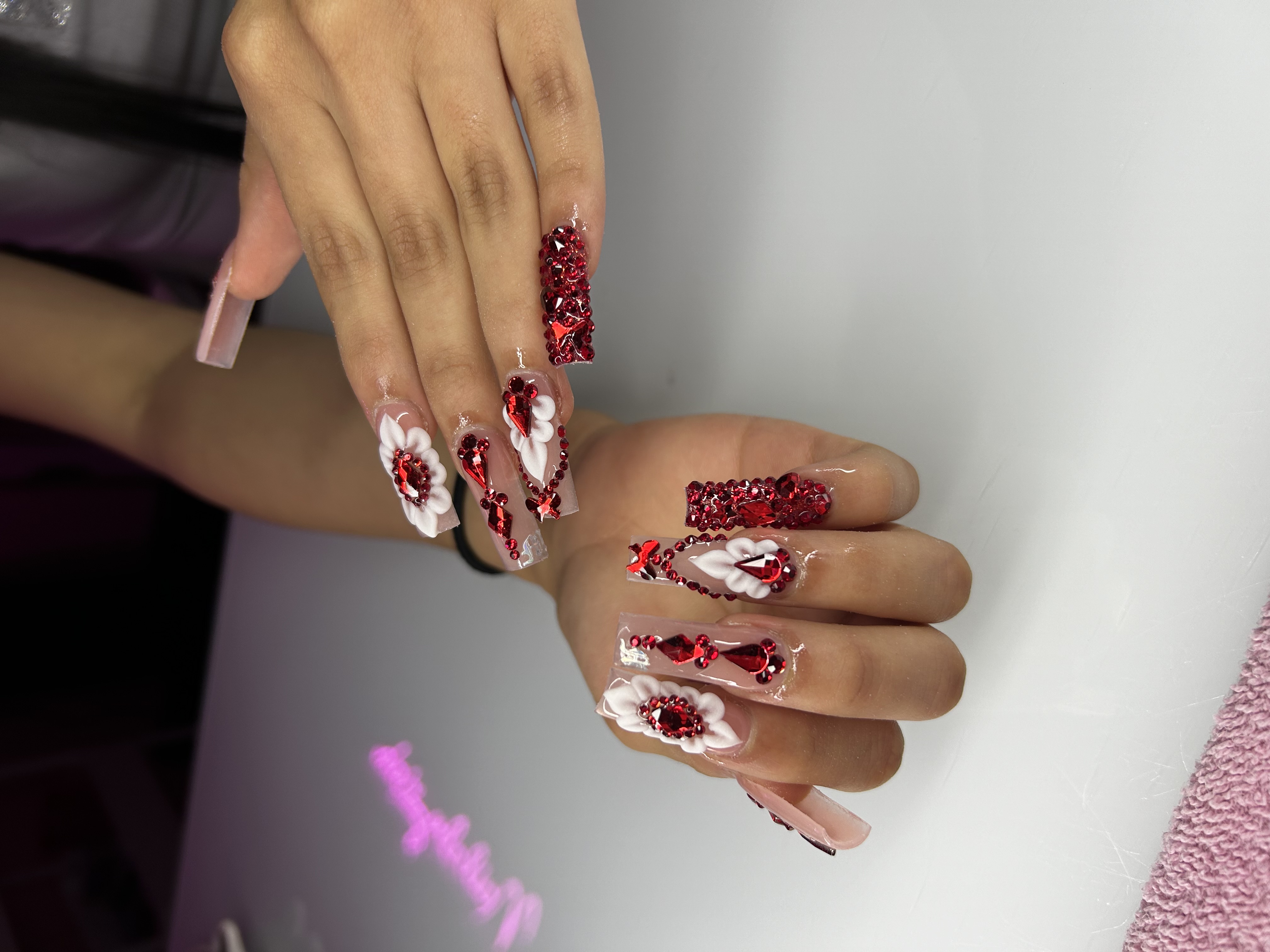 Full bling finger