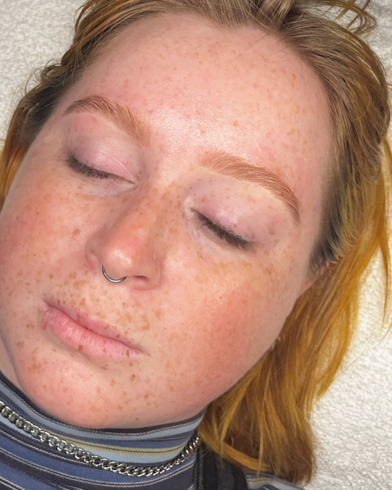 Brow stain