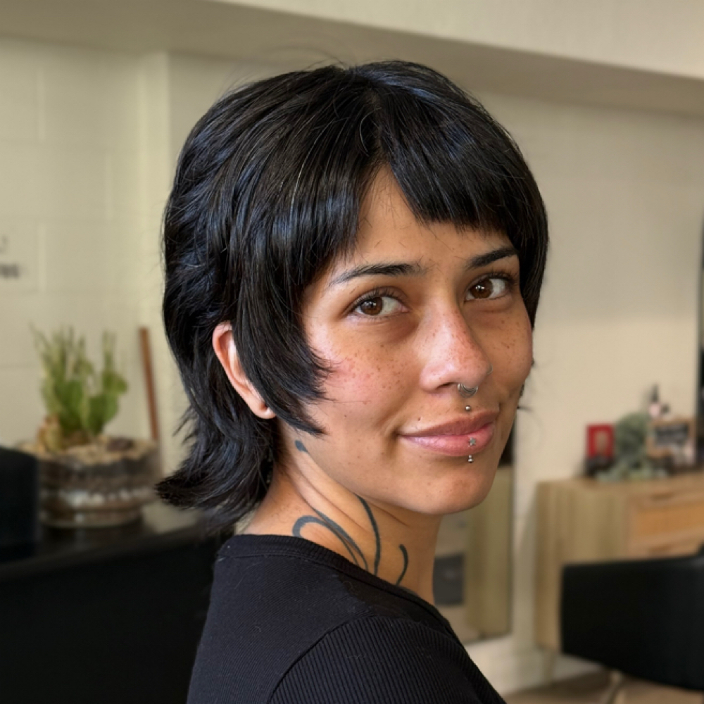 Bang Trim at melonXlilly in Sacramento, CA