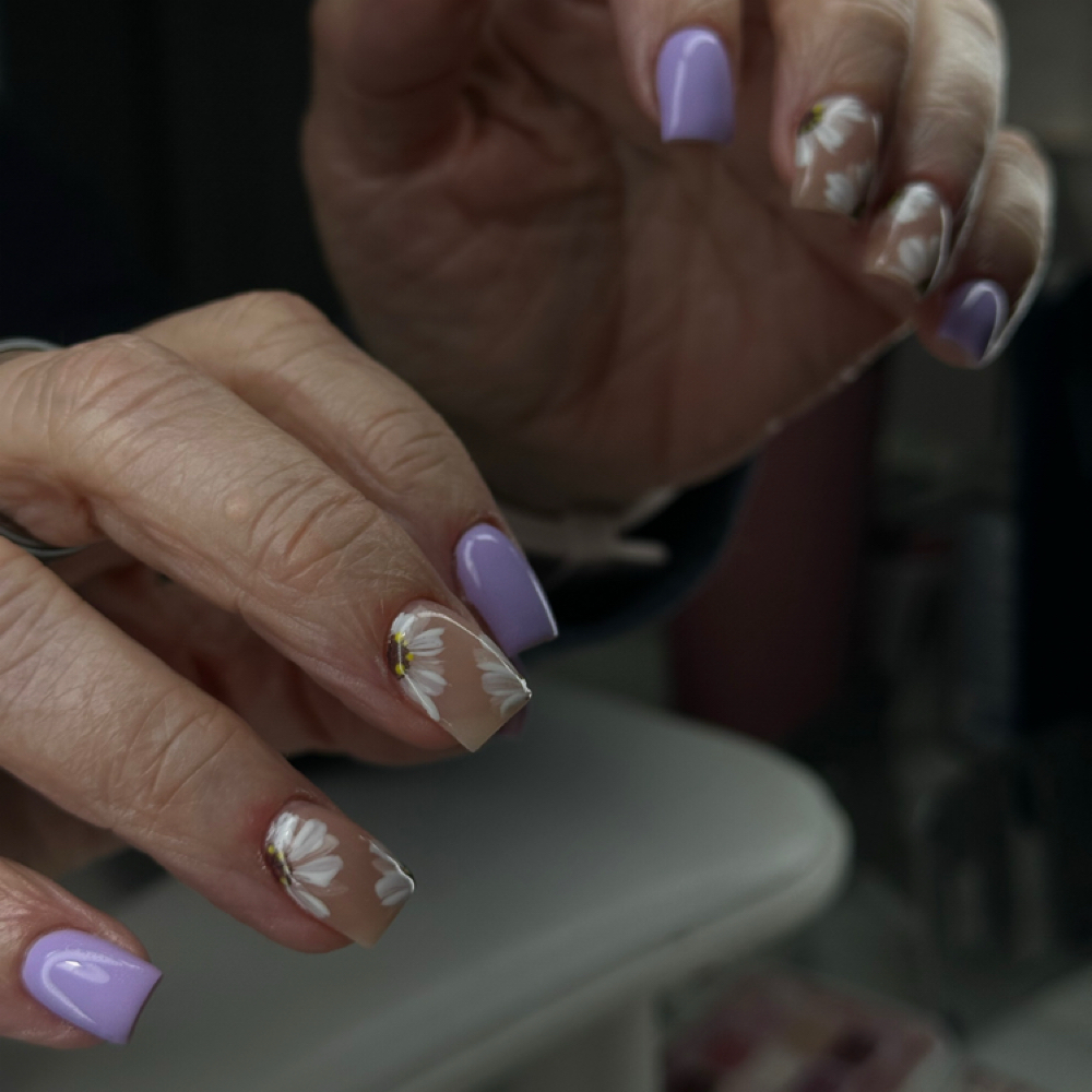 2-6 Accent/Art at Leo’s Nailwork in Greenville, SC