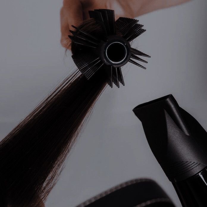 BLOW-DRY STYLE