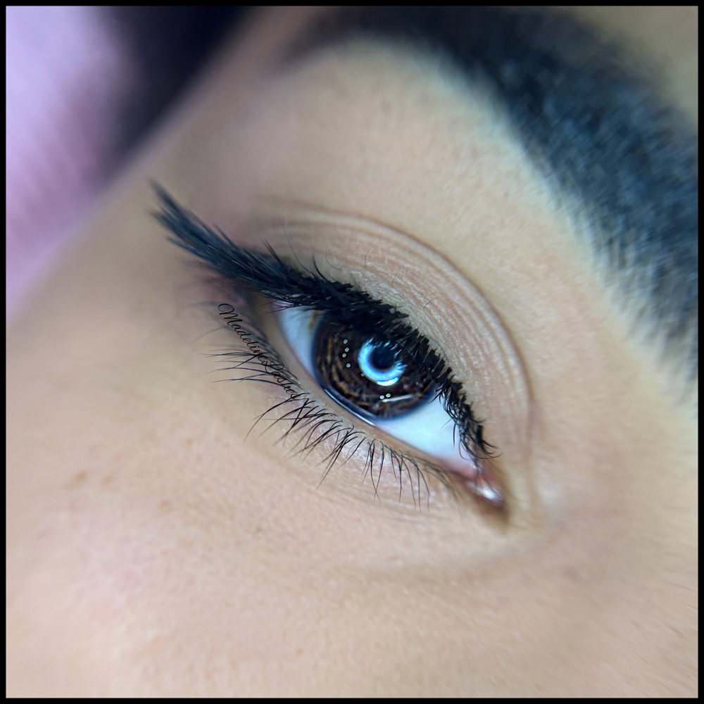 FILL-EYELINER STYLE EXTENSIONS