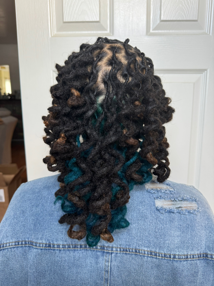 Peek-a-boo Crown Color