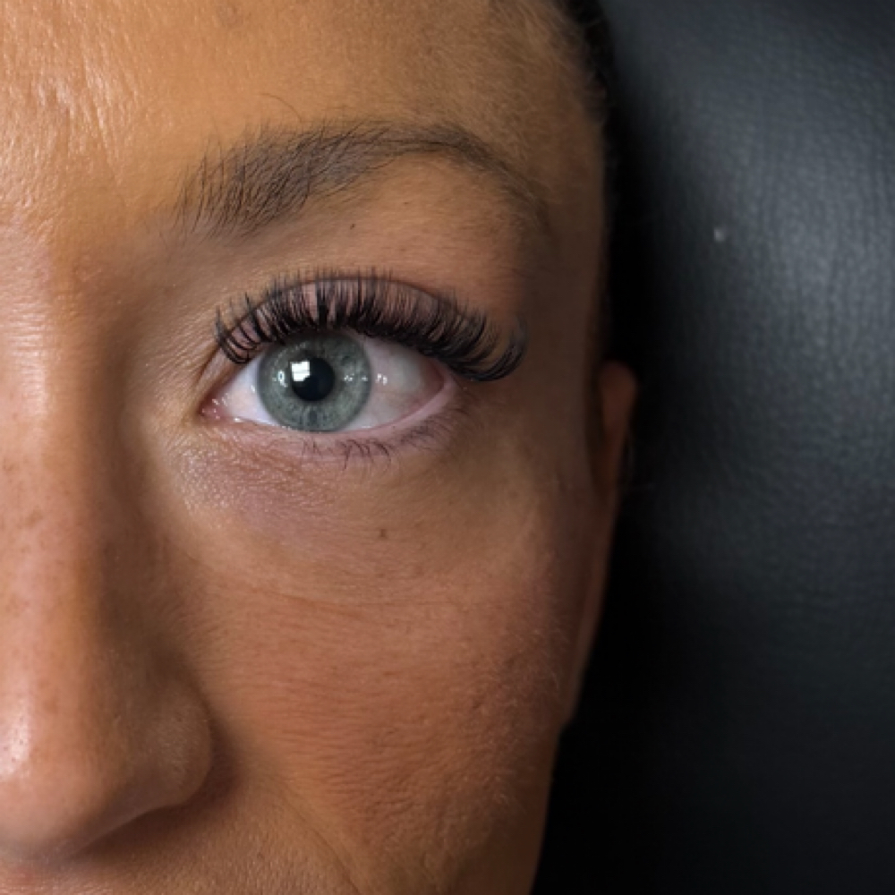 Apprentice Lash Full Set at The Beauty Icon in Camby, IN