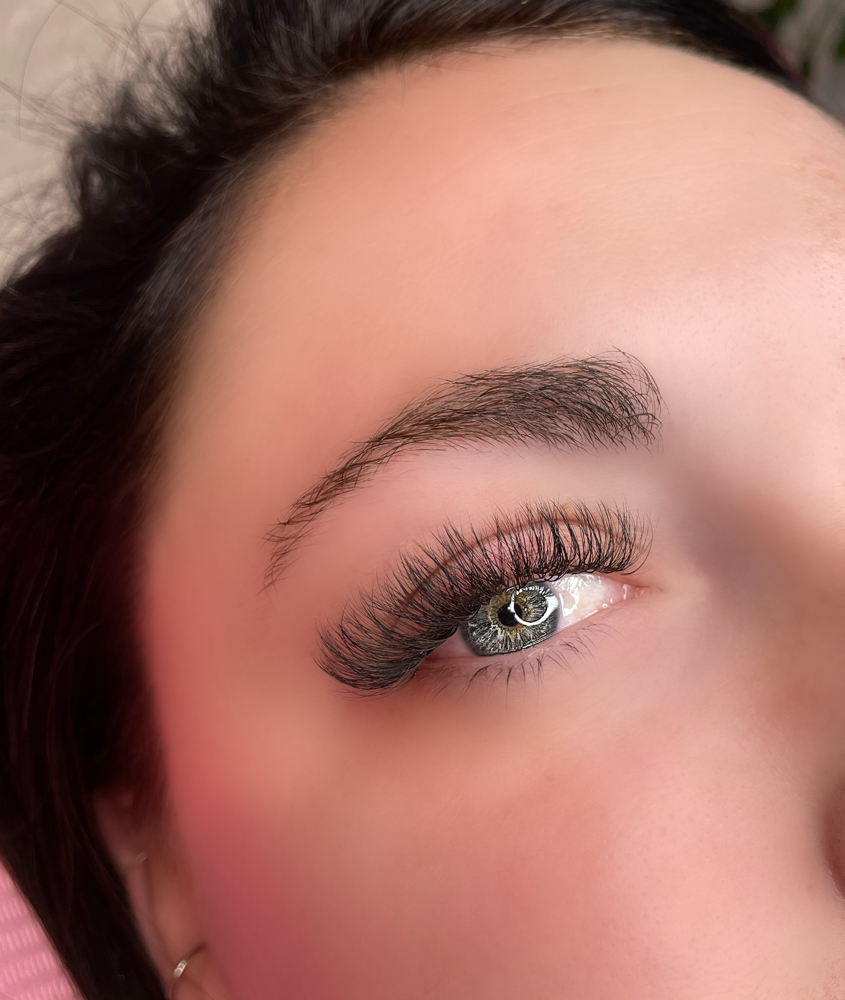 Hybrid Lashes