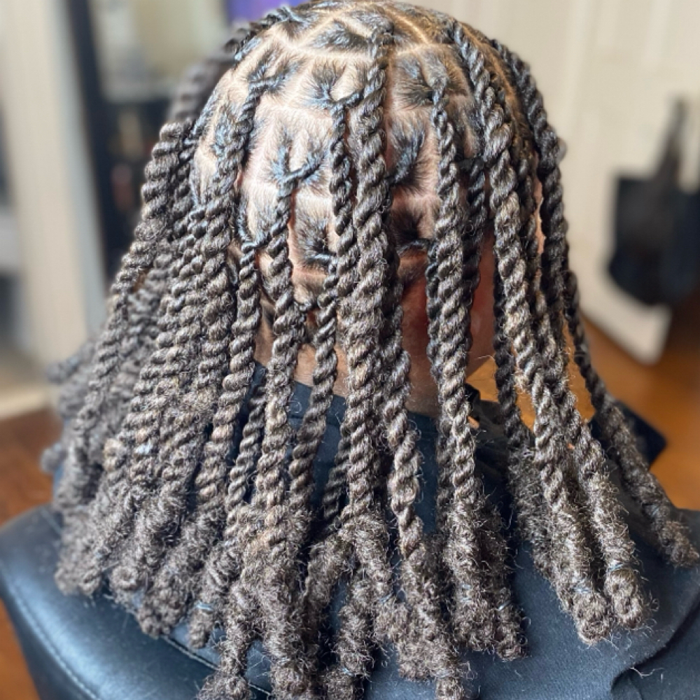 Imitation Locs at DLUXE Effect in Saint Louis, MO