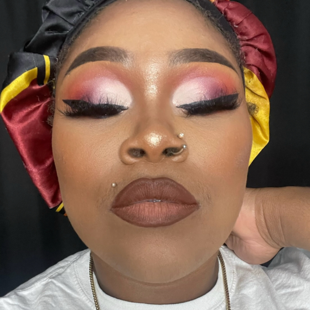 Glamorous Eyecatcher at Nifty Nita in Newport News, VA