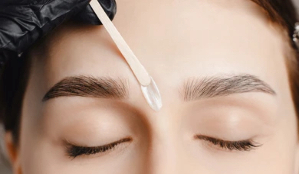 Brow Wax & Tint