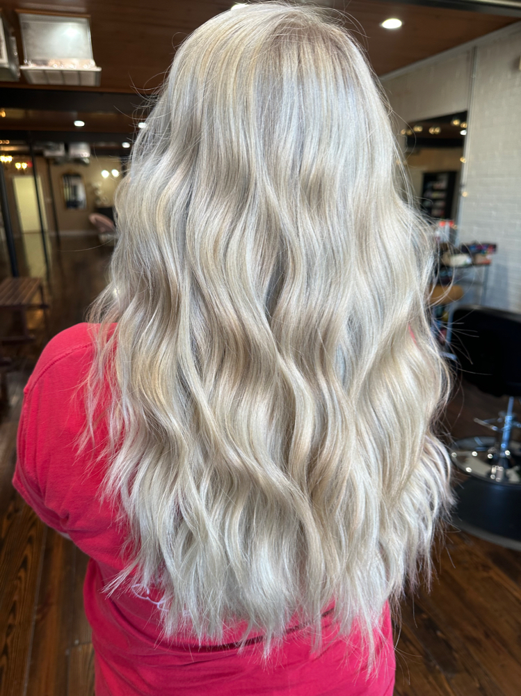 Full Highlight at Blondie_By_Paige in Fayetteville, NC