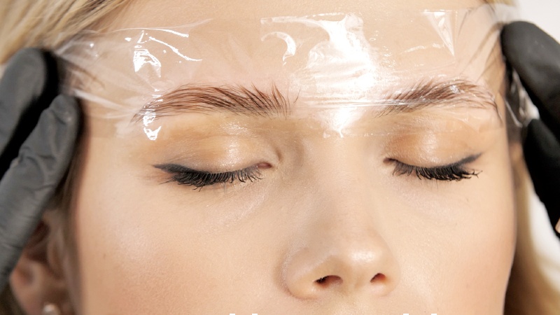 Brow lamination + tint
