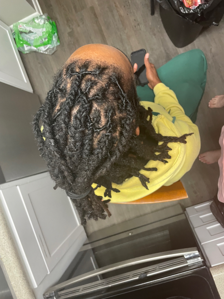 Adult Loc Re-twist