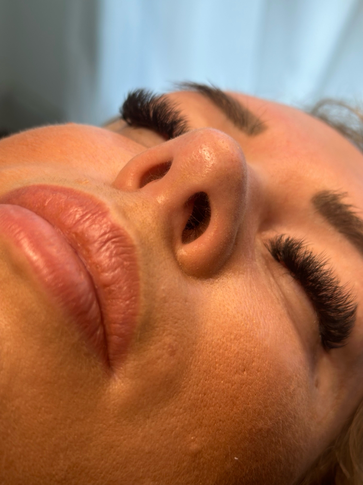 Lash extension removal