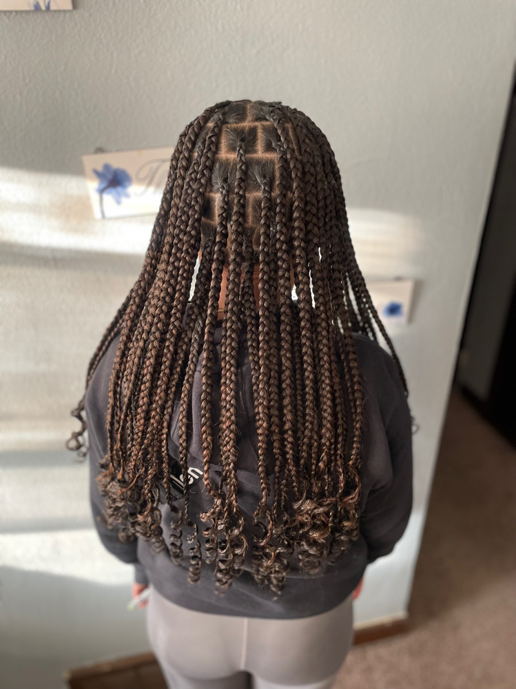 Knotless Braids Large & Jumbo at L&B House Of Beauty in Bluegrass, IA