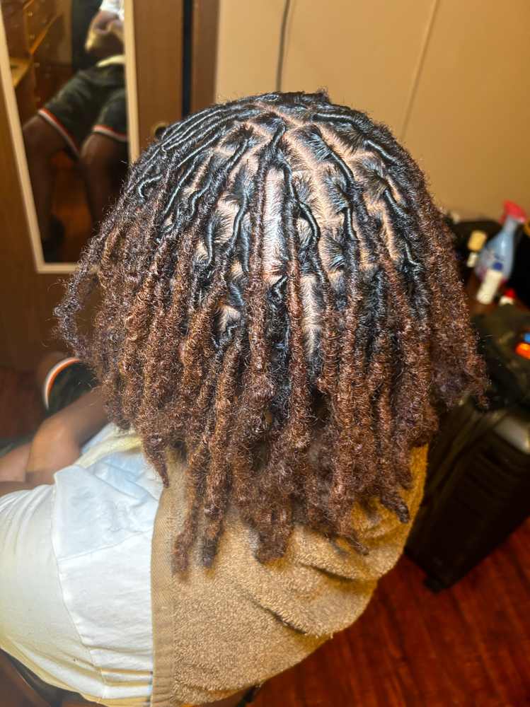 Retwist No Style at Eryka’s Hair Couture in Midlothian, IL