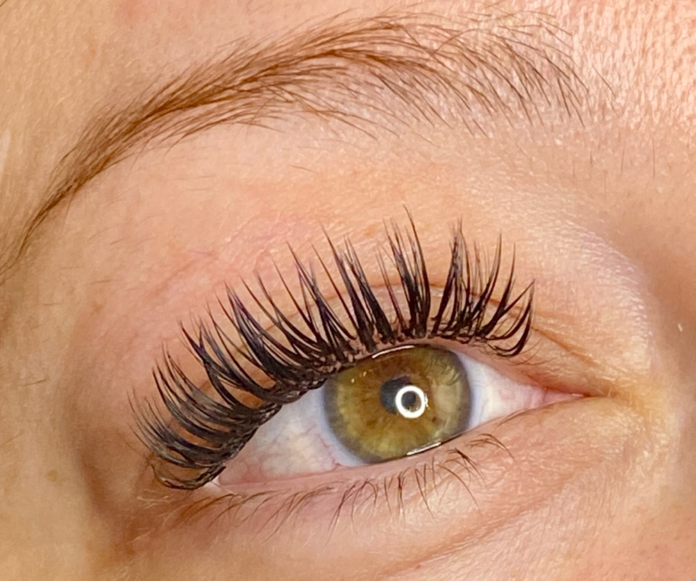 Classic New Set at NoVa Lash Studio in Brownsville, TX