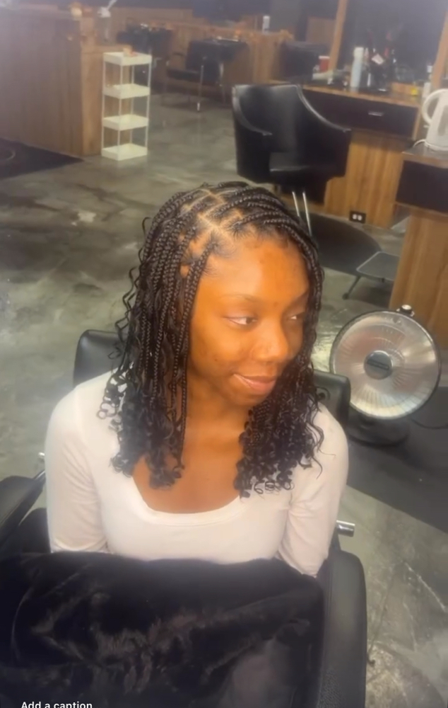 Medium Knotless Boho Bob at BraidsByLashaya in Tacoma, WA