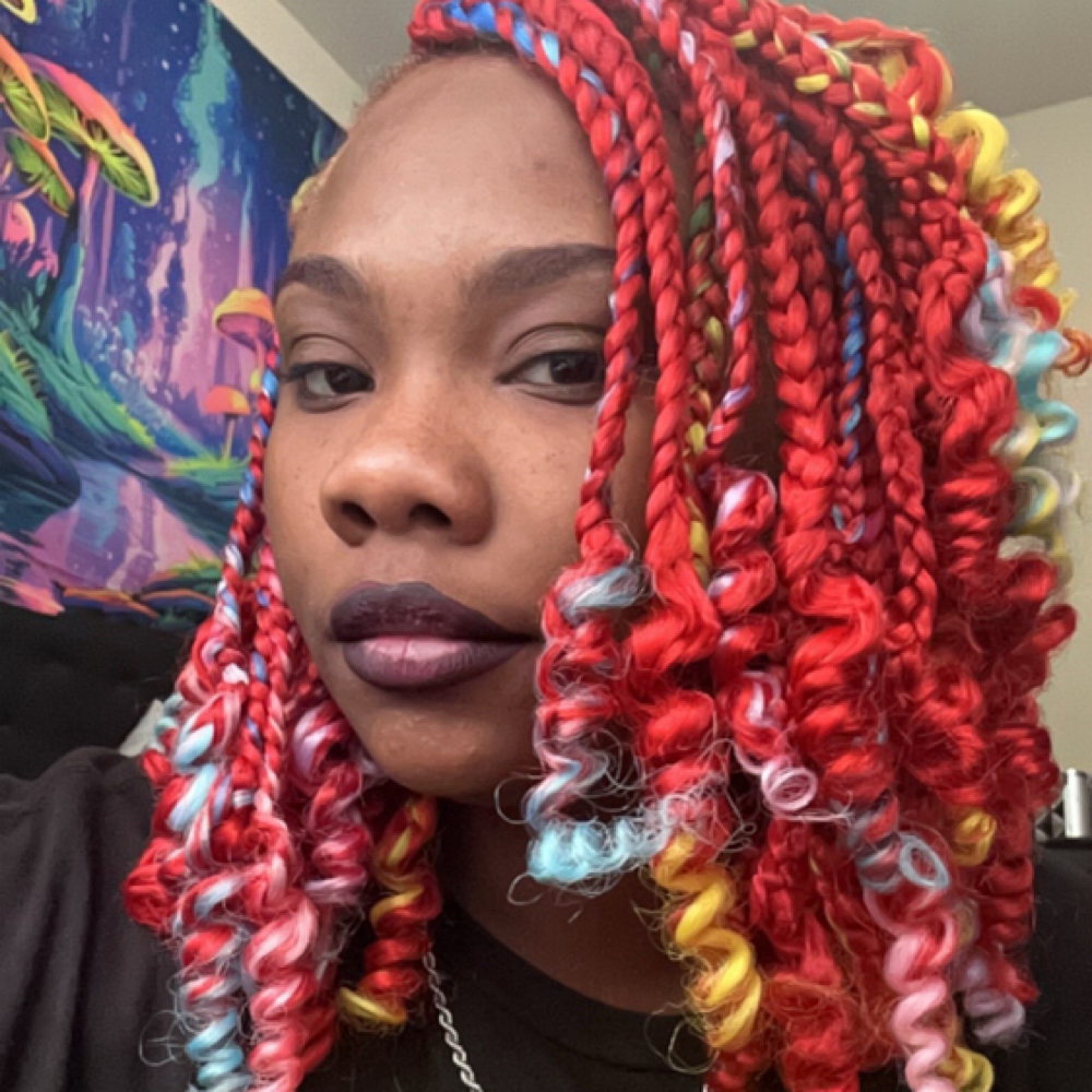 LET ME FREESTYLE (Smedium Styles) at Majia Fernandes in Columbus, GA