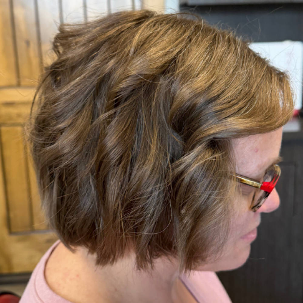 Womans cut at HairHustler in Sioux Falls, SD