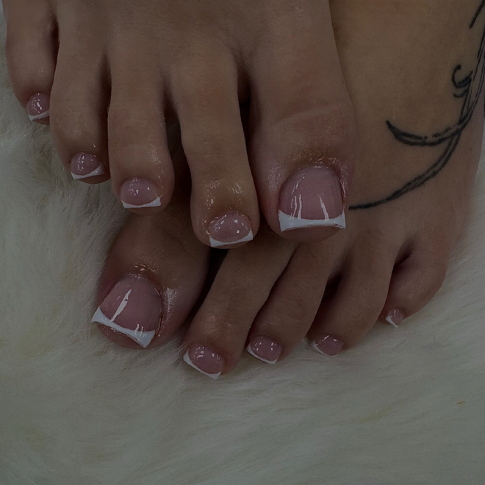 Pedicure Full-Set at Hannalisanails in Mooresville, NC