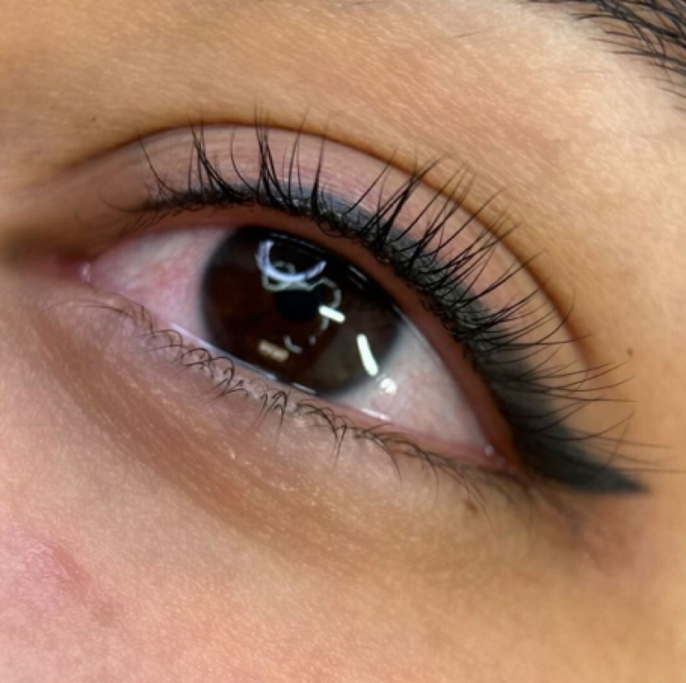 Eyeliner at Sunset Studio in Las Vegas, NV