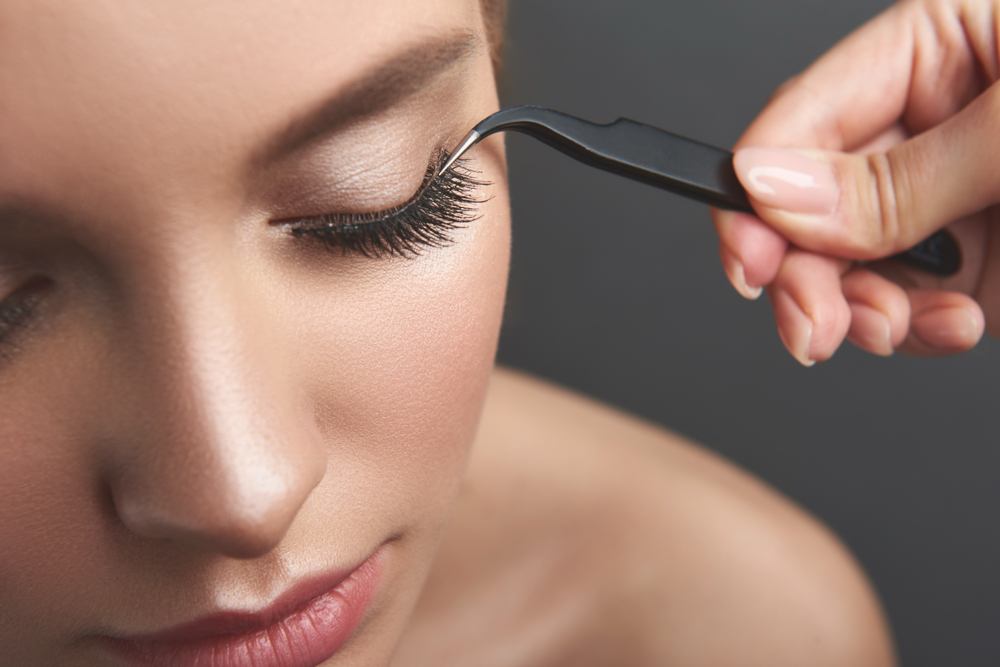 Pop-On Lashes