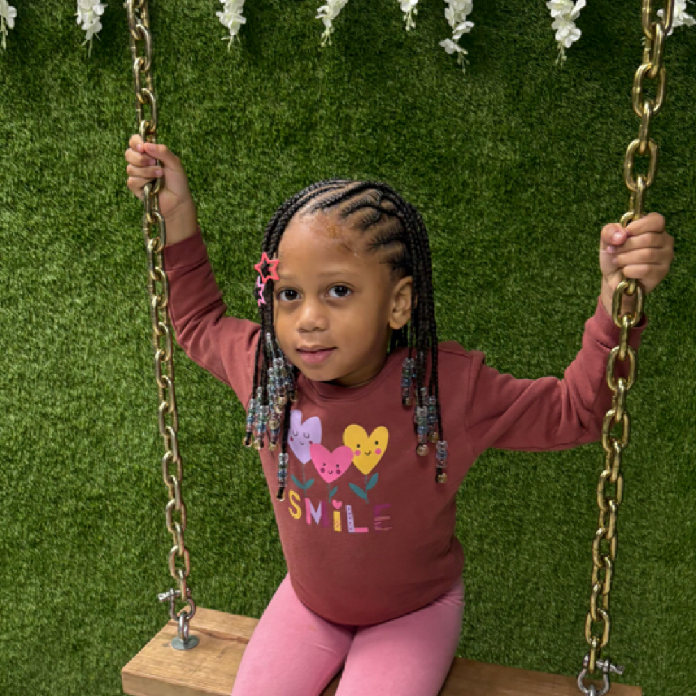 Braids x Singles at Stylistic Beauty in St. Ann, MO